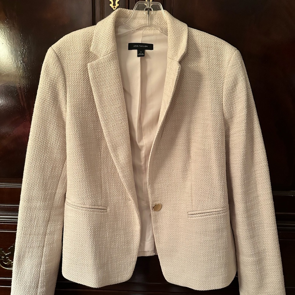 Ann Taylor Women’s Blazer